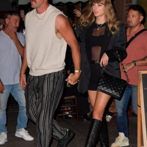 Breaking: Taylor Swift and Travis Kelce spotted in New York tonight.